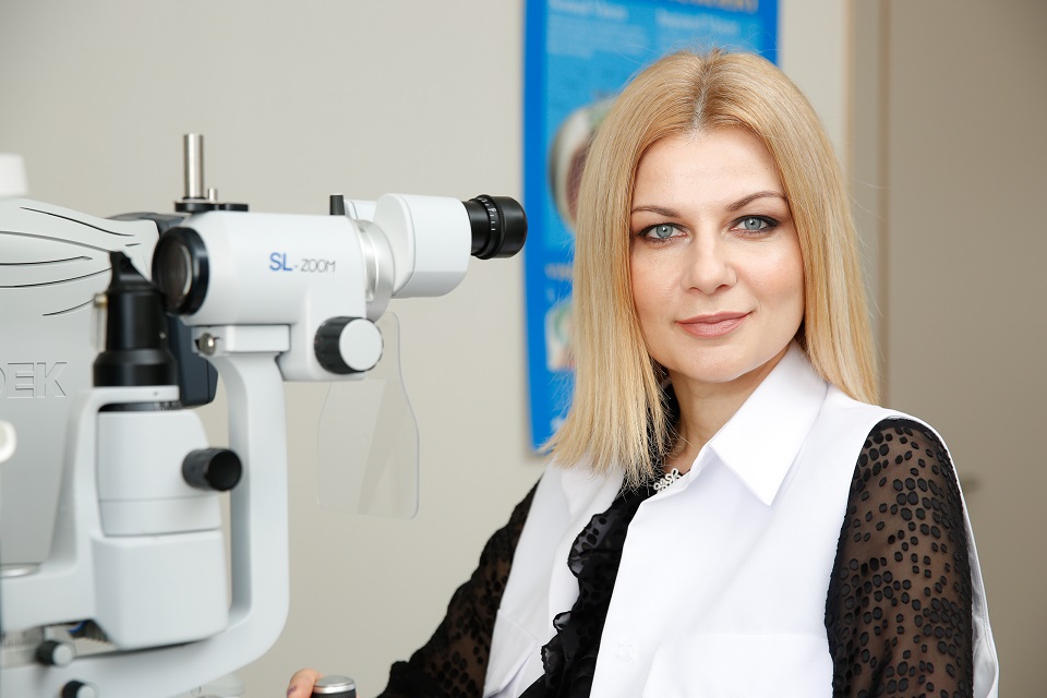 С сентября в поликлинике VCA «Elite» начинает работать д-р Наталья Шамаева – сертифицированный офтальмолог, специализирующаяся на пластических операциях в области глаз